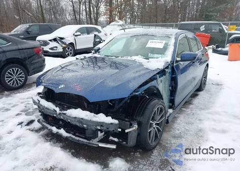 2021 BMW 330I xDrive z USA, uszkodzony, nr VIN 3MW5R7J02M8B58223